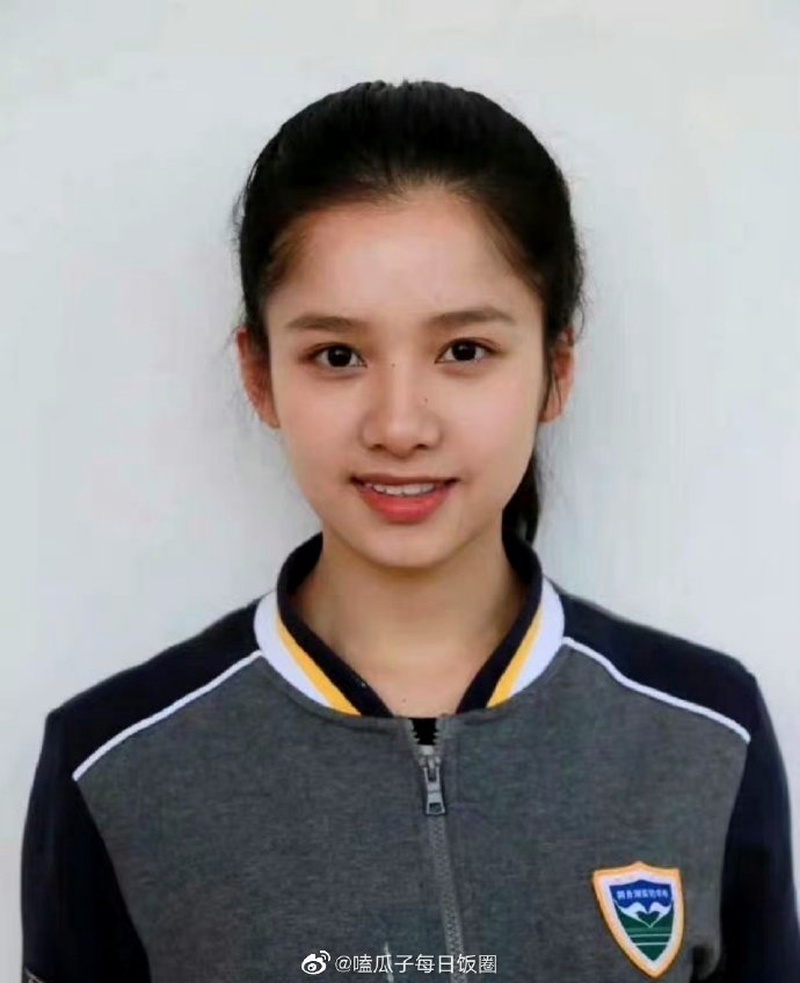 张婧仪
